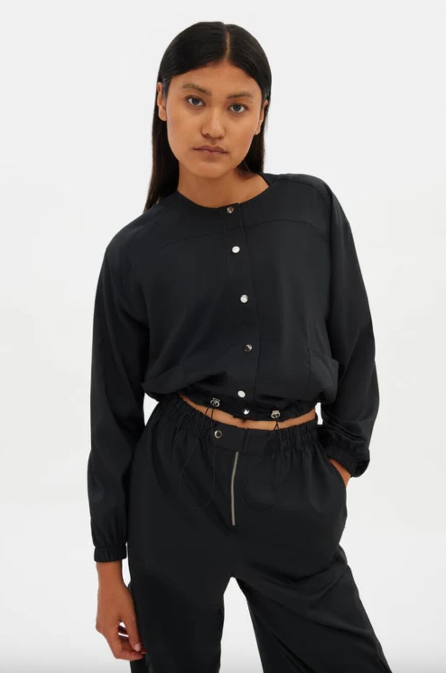 NEW Girlfriend Collective Raquel Snap Front Jacket Size M Athleisure Lightweight